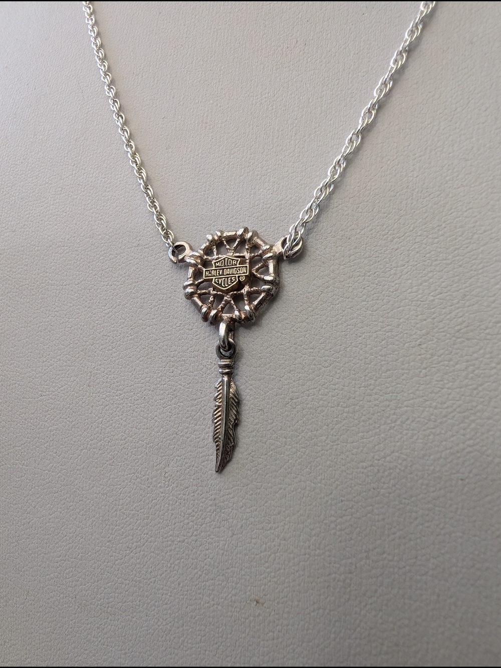 Harley-Davidson Sterling Silver Dreamcatcher Necklace with Feather Charm - Picture 3 of 10
